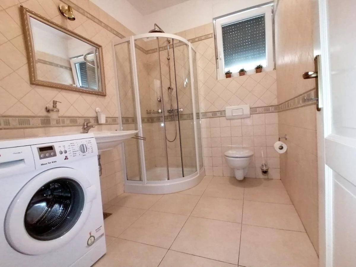 Apartments Villa Marid Опатия Экстерьер фото